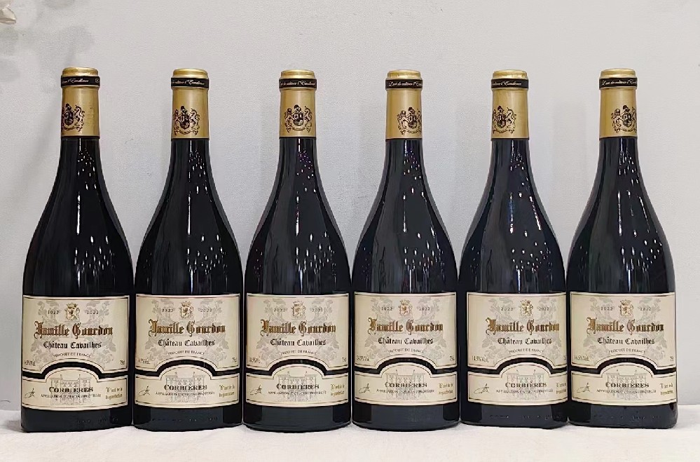 如何開(kāi)展法國(guó)紅酒批發(fā)生意